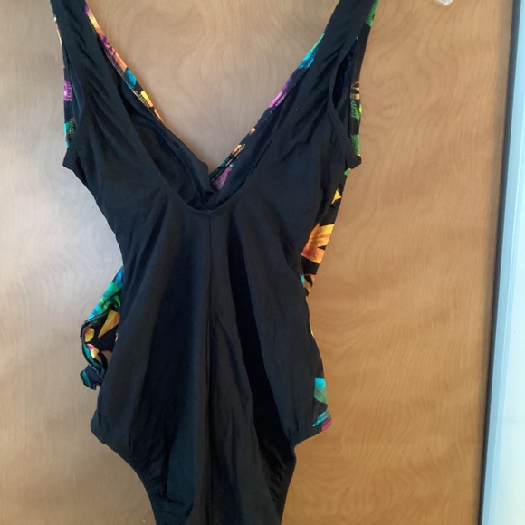 Longitude One Piece Swimsuit Black With Tropical Floral Women’s Size 10 - Picture 3 of 9